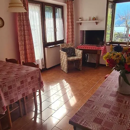 Bioledro Casa Lena Apartment Mezzolago Room photo